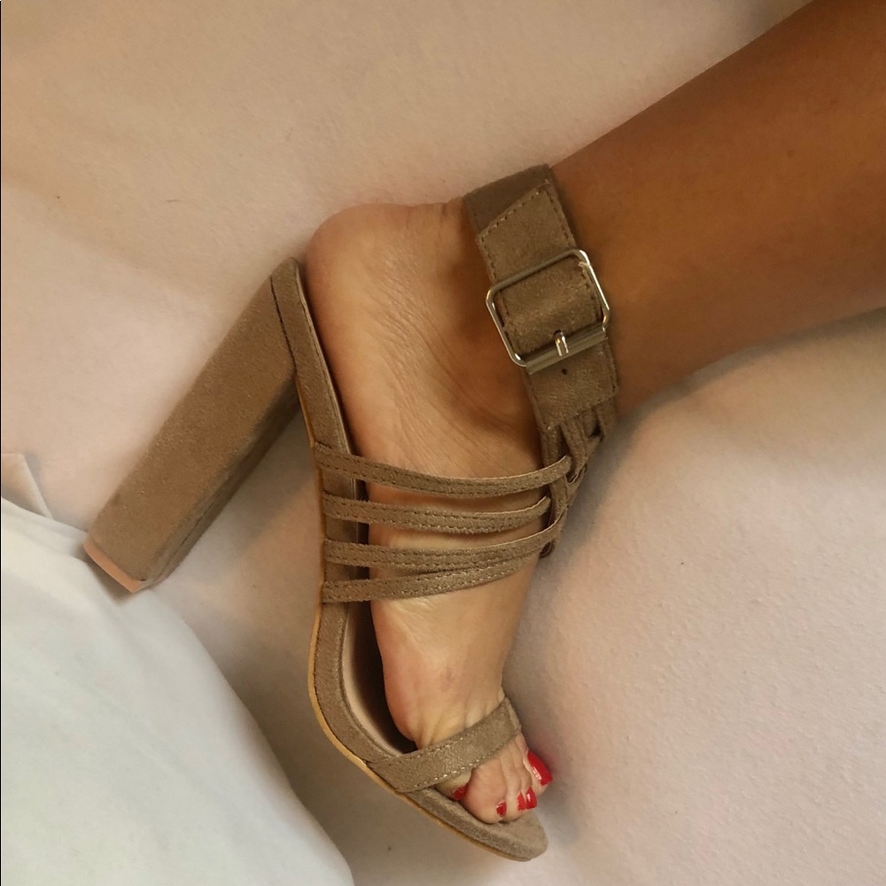 Brand new Heels ~ COMFY!! ~ 💞😍